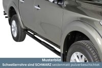 Schwellerrohre oval mit Tritt SCHWARZ für MITSUBISHI L200 KJOT Doppelkabine 2015- TÜV